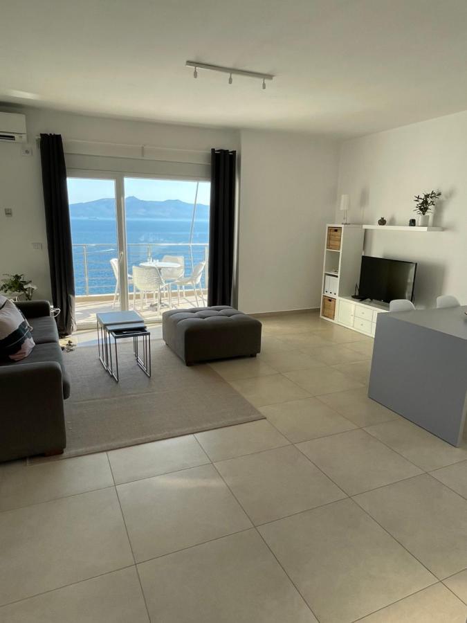Saranda Amazing Sea View Apartment Eksteriør billede